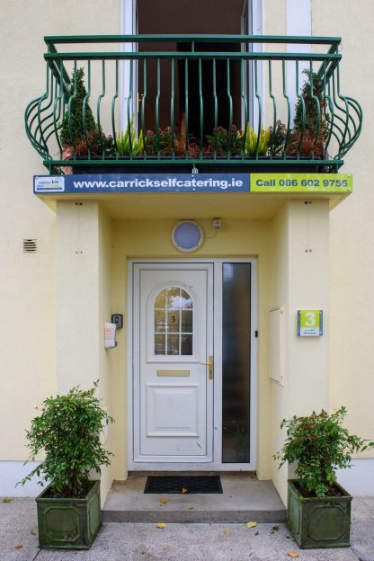 carrick self-catering accommodation balcony